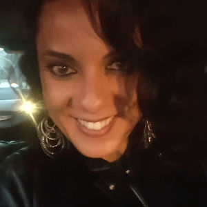 Meet your Posher, Claudia